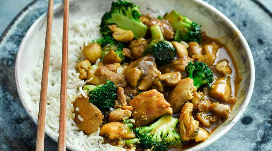 Japanese Chicken, Broccoli and Mushroom Curry Cookery MAG THE WEEKLY